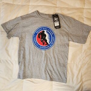 NWT Gray Hockey Hall of Fame Youth T-Shirt Size Large